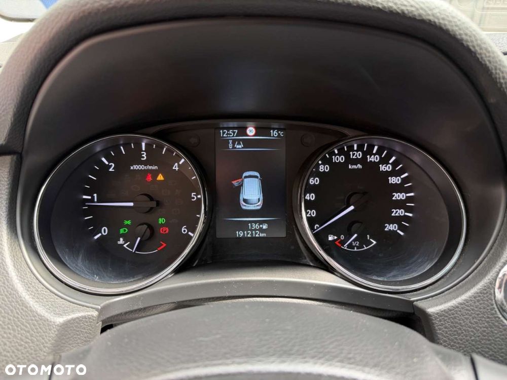 Nissan Qashqai - 27