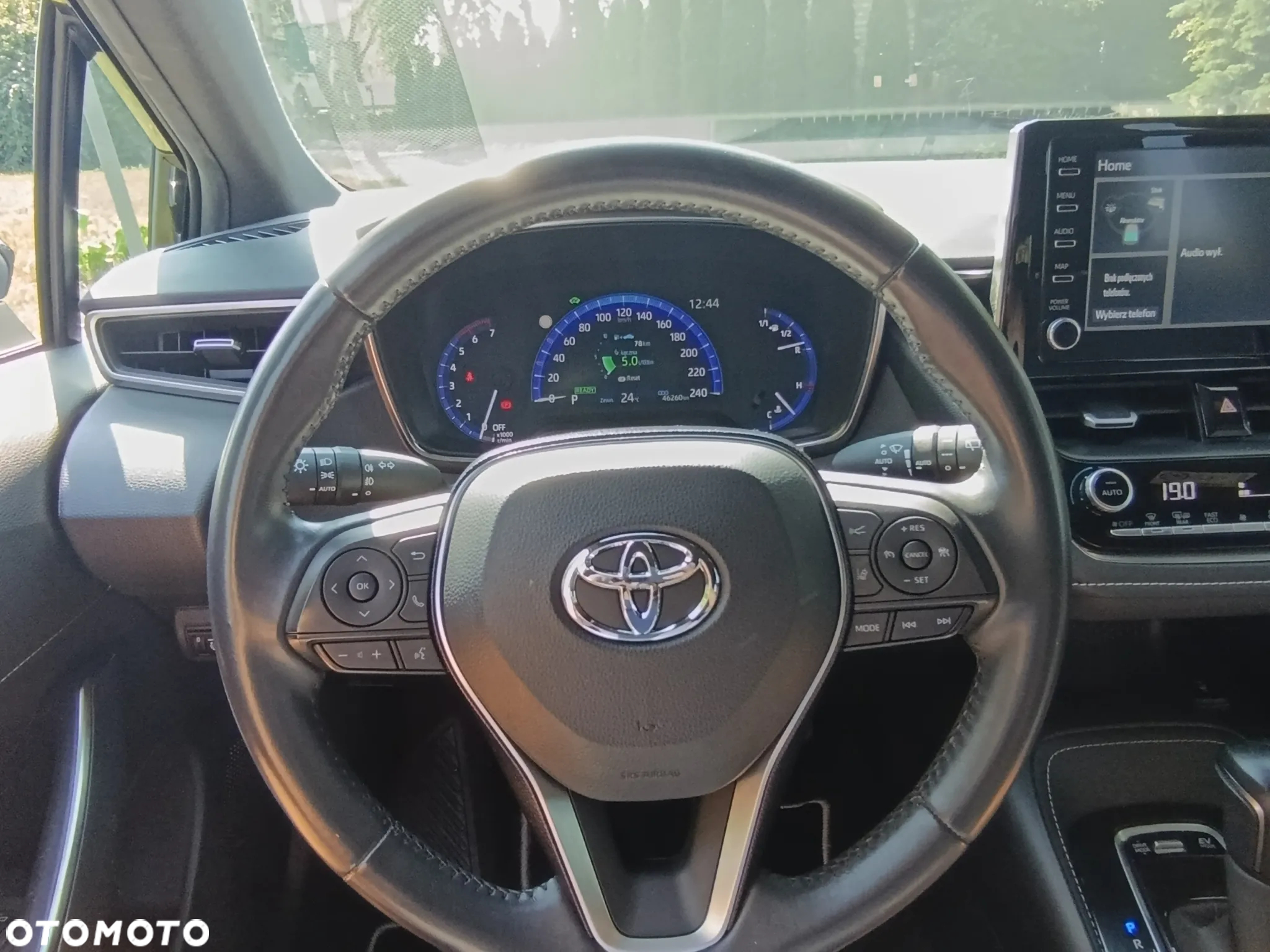 Toyota Corolla 1.8 Hybrid Comfort - 12