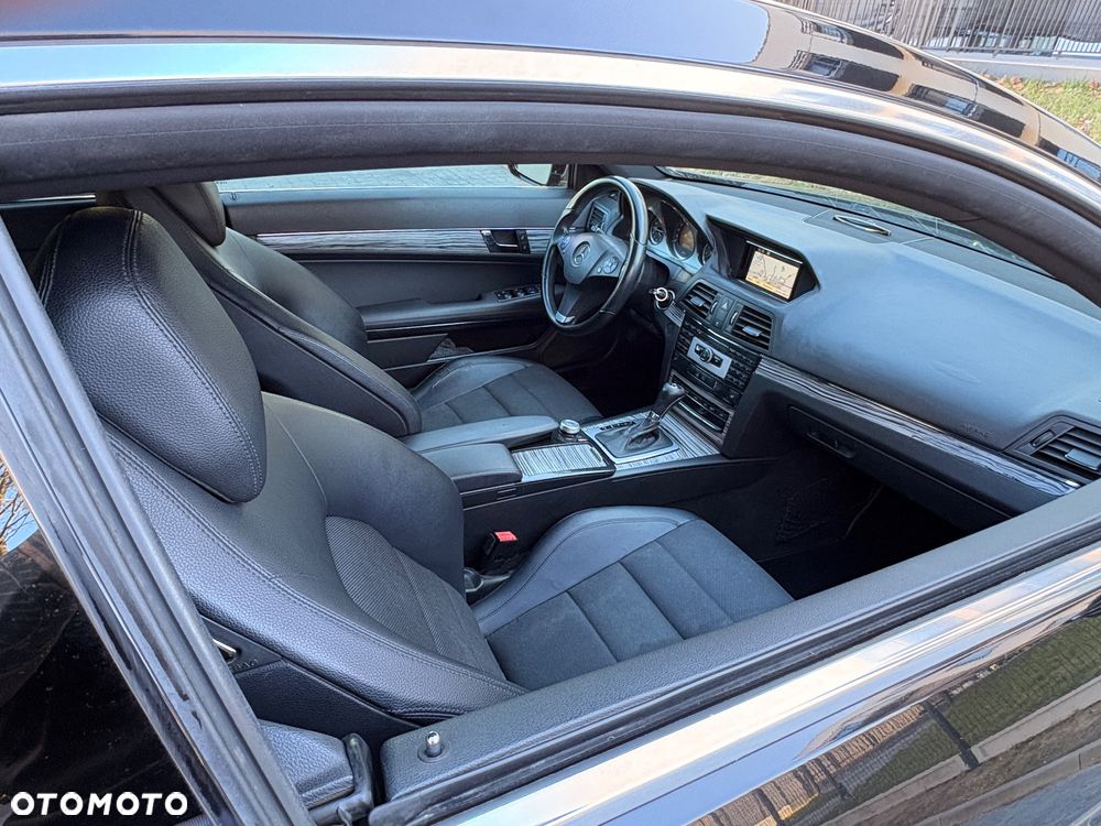 Mercedes-Benz Klasa E 250 CGI BlueEffICIENCY - 12