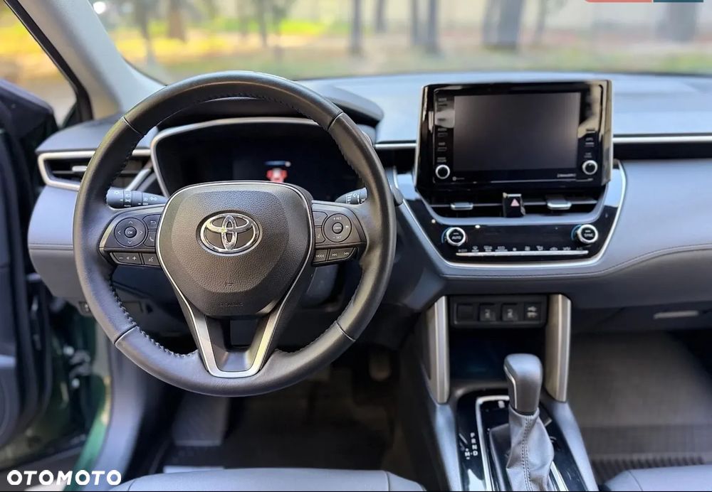 Toyota Corolla Cross - 10