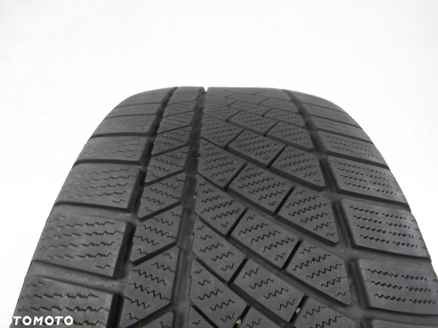 1X opona 255/45R19 CONTINENTAL CONTIWINTERCONTACT TS830P - 1