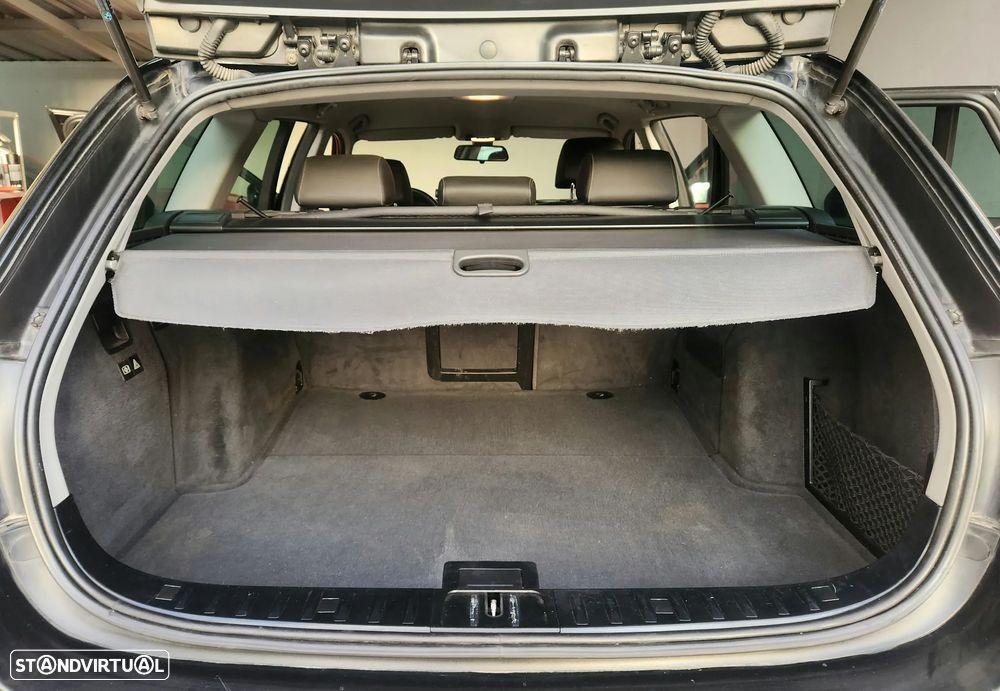 BMW 320 d DPF Touring Blue Performance Edition Fleet Sport - 25