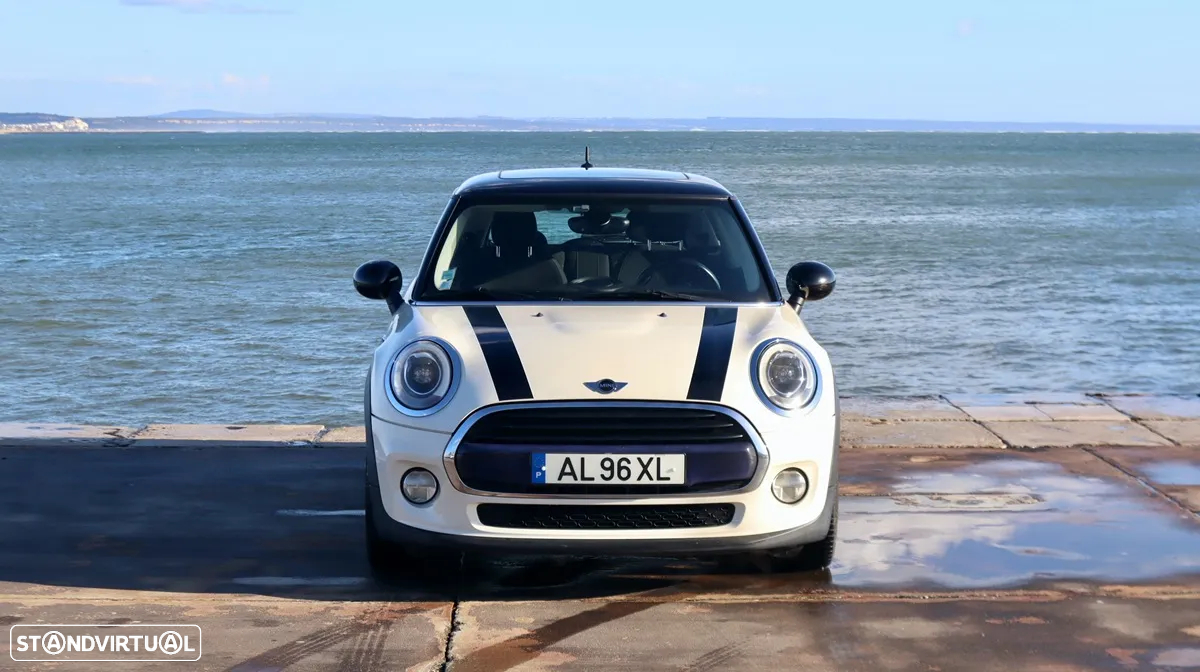 MINI 3 Portas Cooper D Aut. - 17