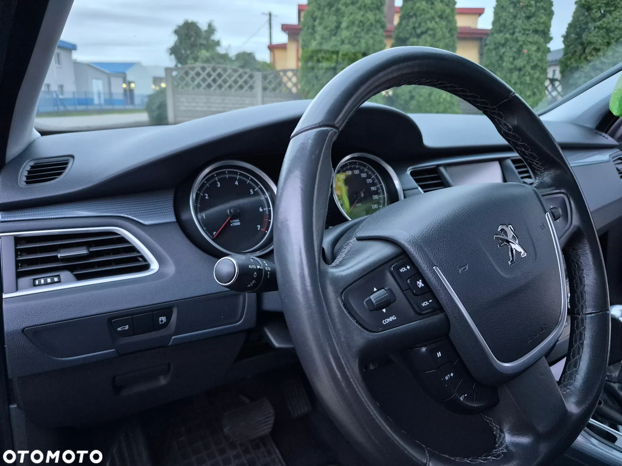 Peugeot 508 1.6 e-THP Allure S&S - 18