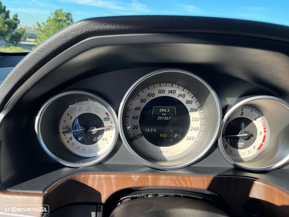 Mercedes-Benz E 250 CDi Elegance BE Auto. - 18