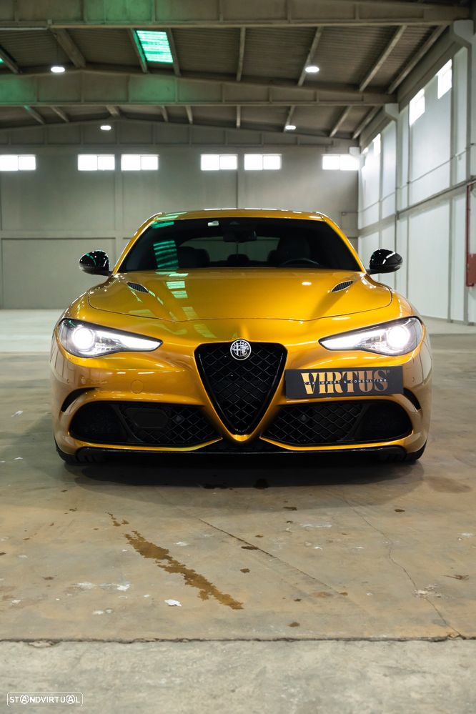 Alfa Romeo Giulia 2.9 V6 Bi-Turbo AT8 Quadrifoglio - 2