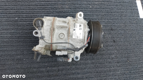 Sprężarka klimatyzacji 92600 60UBOA QASHQAI J12  Renault Kangoo IV 1.3 TCE 21-