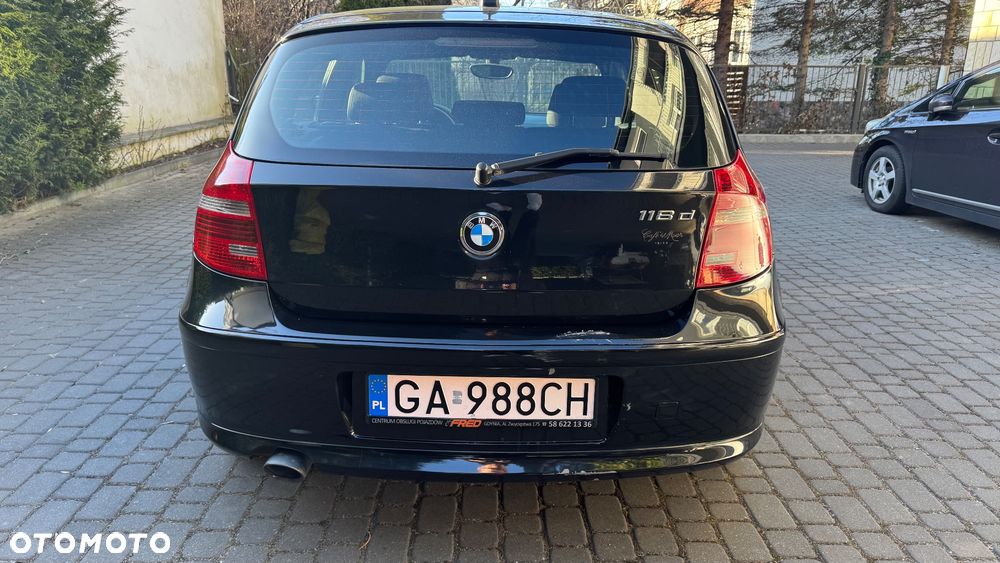 BMW Seria 1 118d DPF - 4