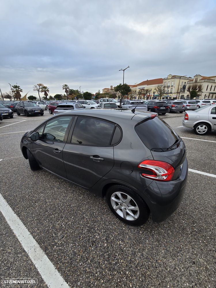 Peugeot 208 1.4 HDi - 3