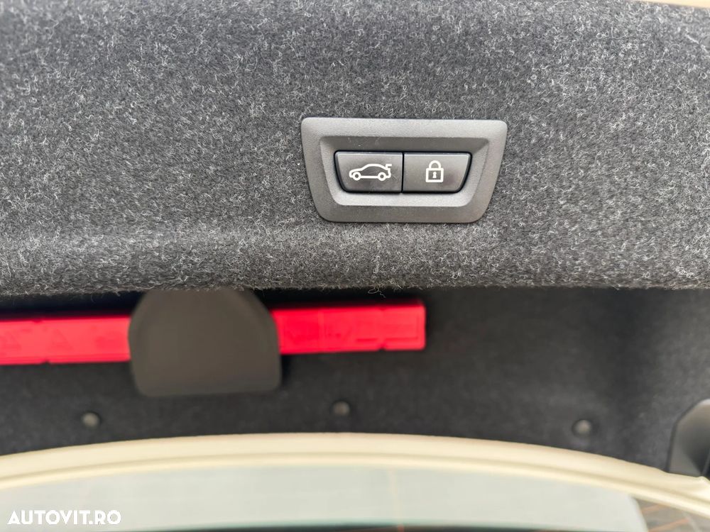 BMW Seria 3 320d xDrive Aut. Edition Luxury Line Purity - 11