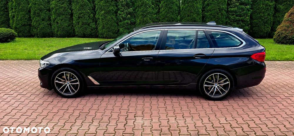 BMW Seria 5 530d xDrive - 9