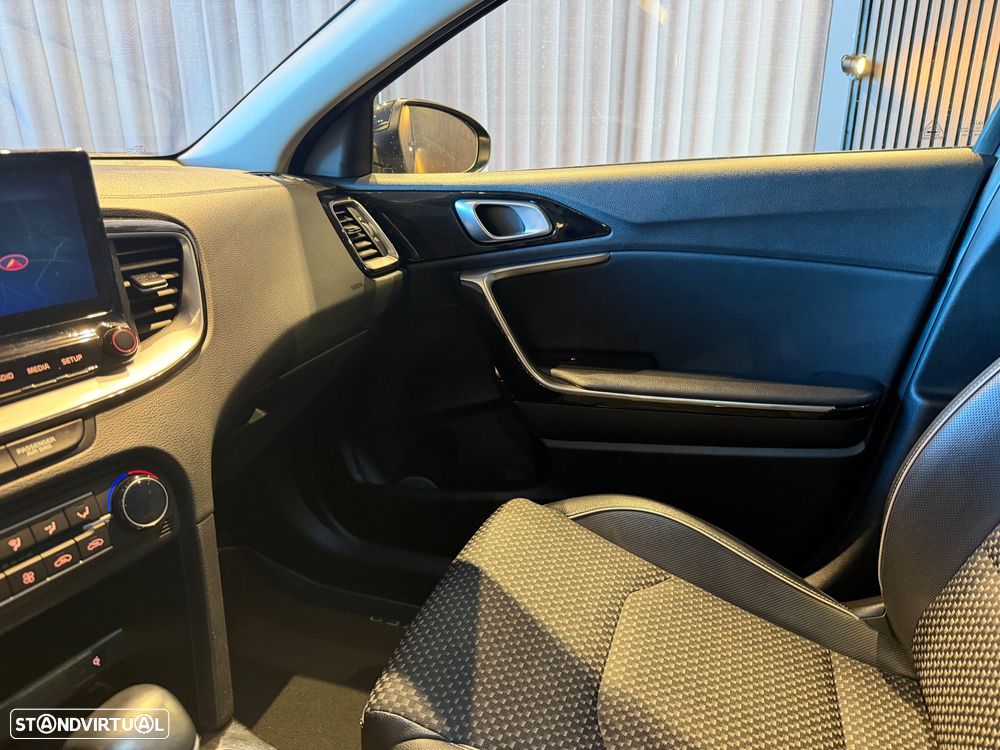 Kia XCeed 1.6 GDi PHEV First Edition - 23