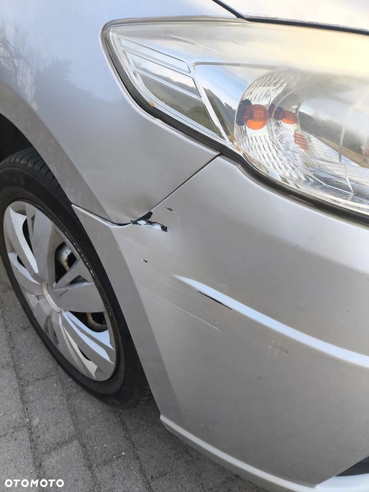 Mazda 5 2.0 Sport - 14