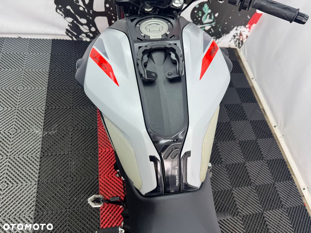 Yamaha MT - 22