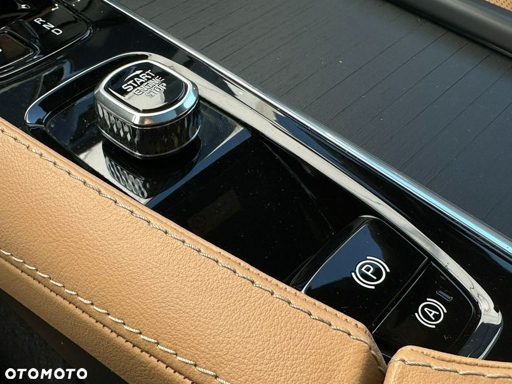 Volvo XC 90 B5 D AWD Ultimate Bright 7os - 27