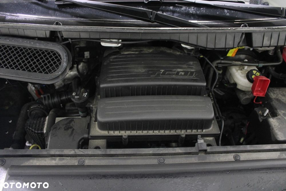 Maxus Deliver 9 - 11