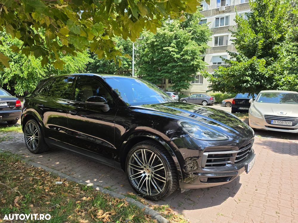 Porsche Cayenne S - 6