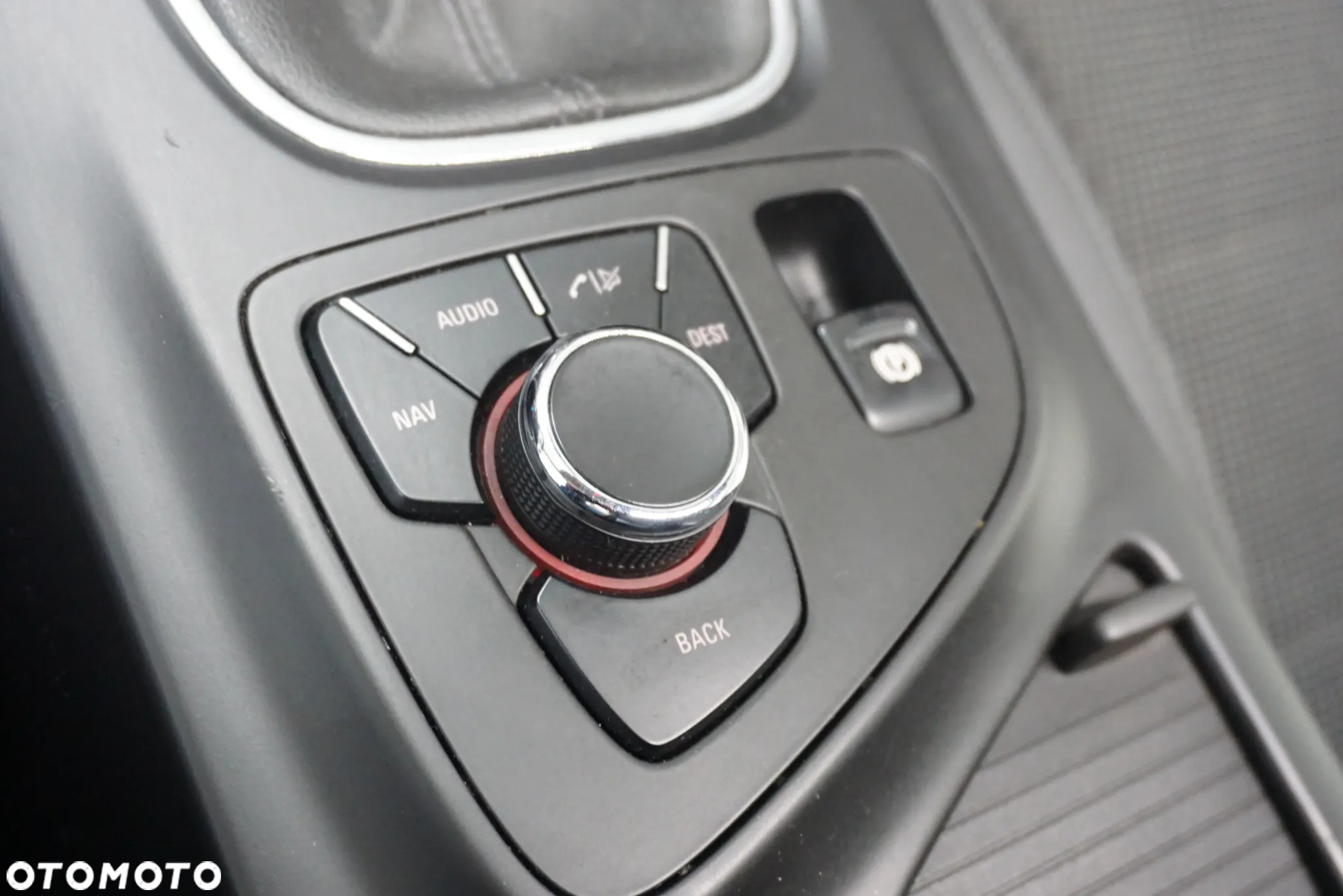 Opel Insignia 2.0 CDTI Cosmo - 32