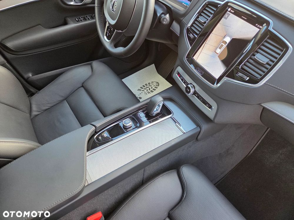 Volvo XC 90 B5 D AWD Plus Bright - 19