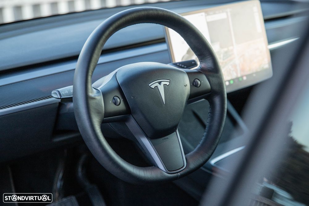 Tesla Model Y Long Range Tração Integral - 9
