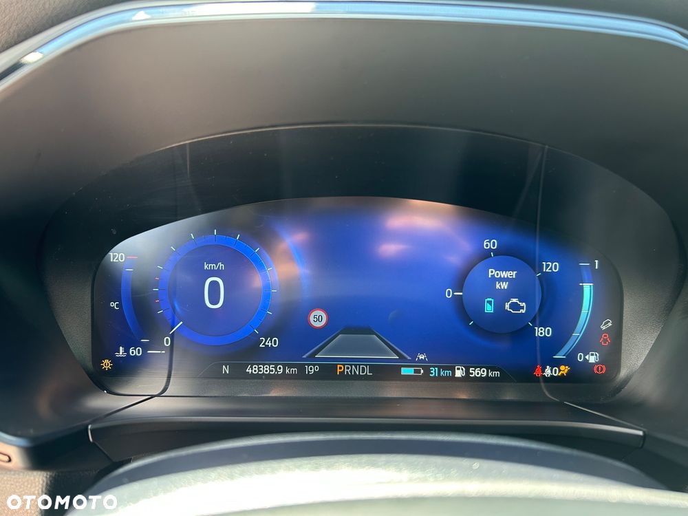 Ford Kuga 2.5 Duratec PHEV ST-LINE X - 23