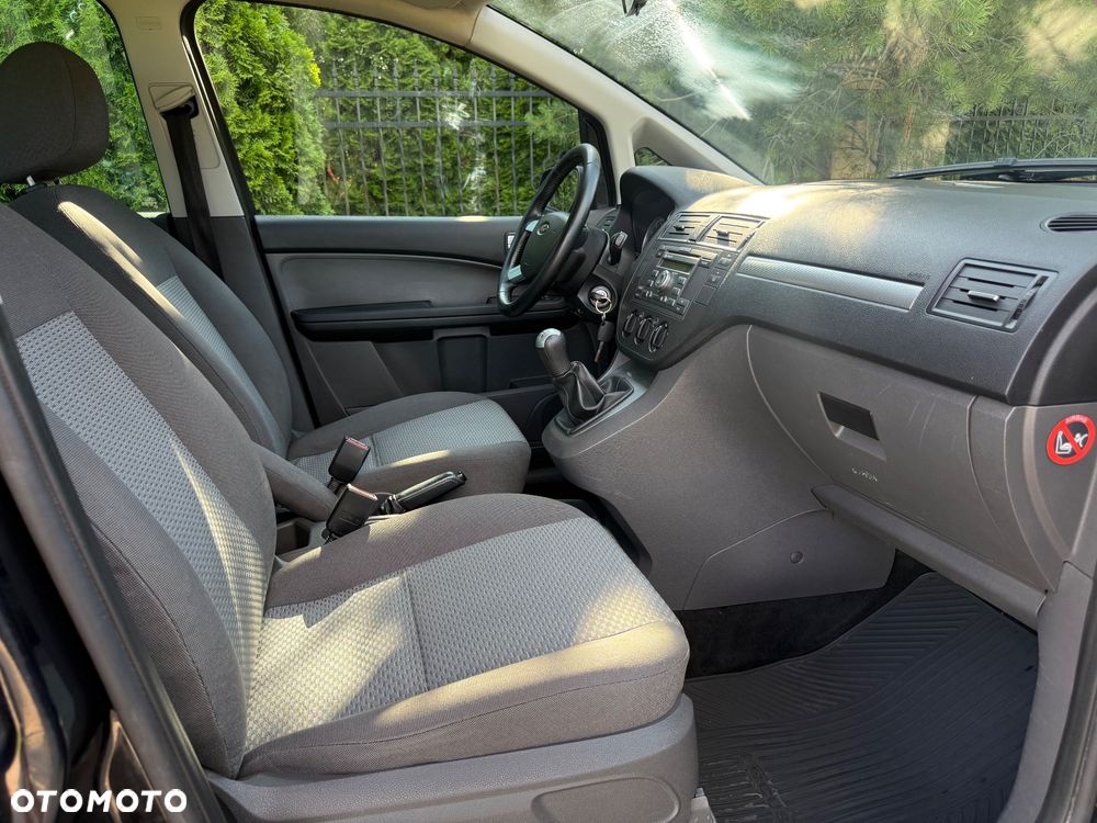 Ford C-MAX - 19