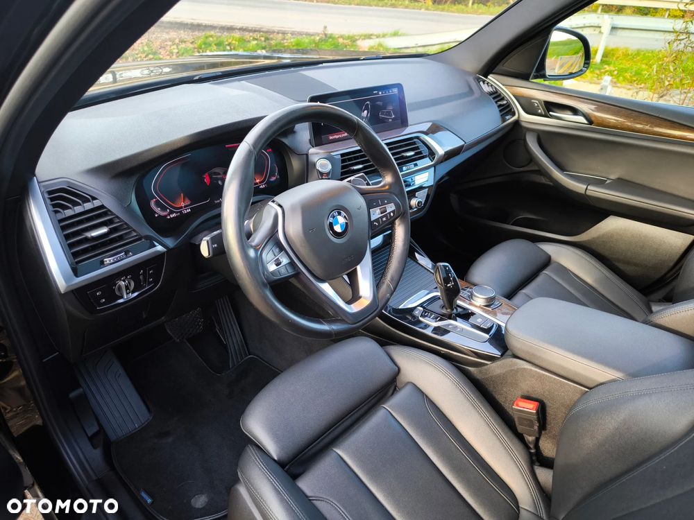 BMW X3 xDrive30i xLine - 9