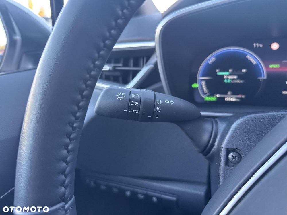 Toyota Corolla 1.8 Hybrid Comfort - 19