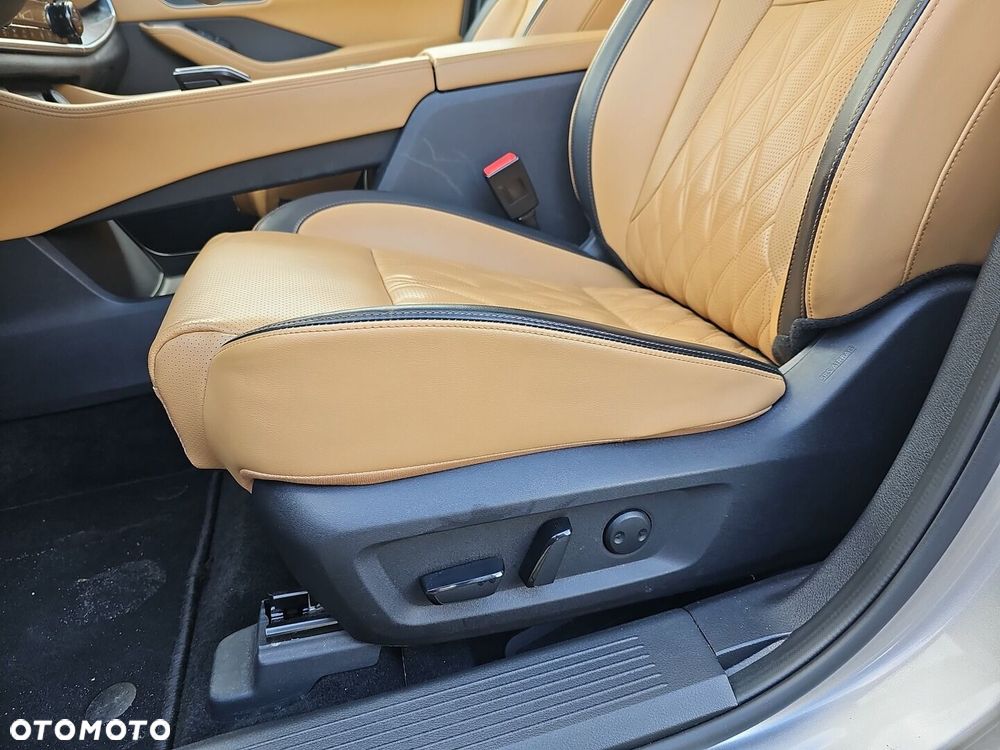 Nissan X-Trail 2025