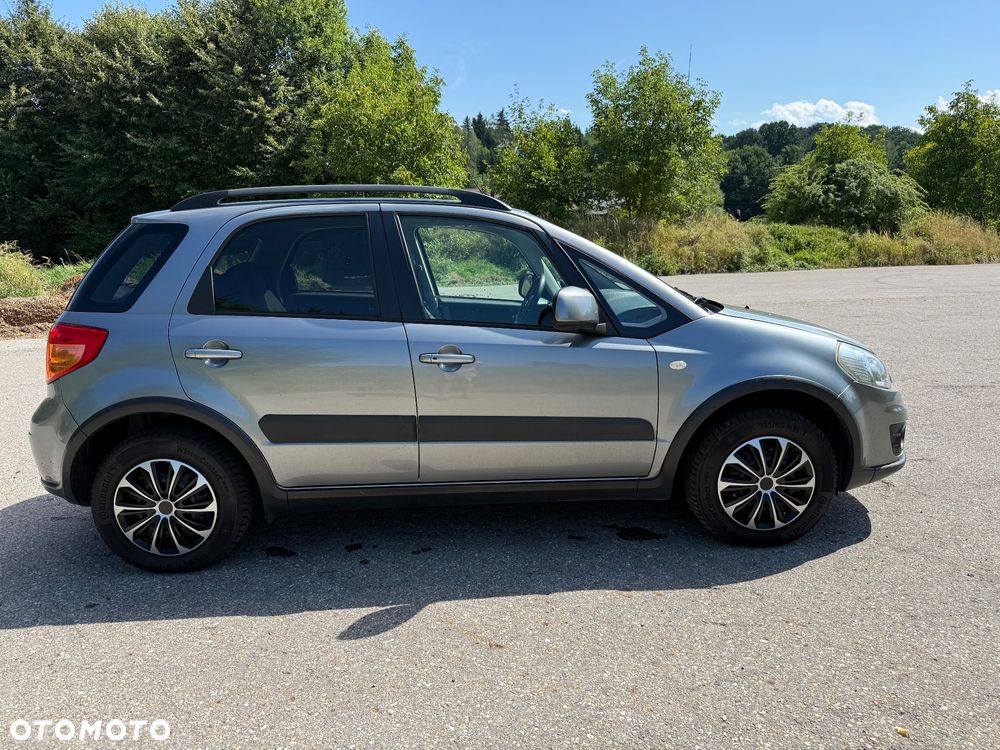 Suzuki SX4 1.6 VVT 4x2 Comfort - 5