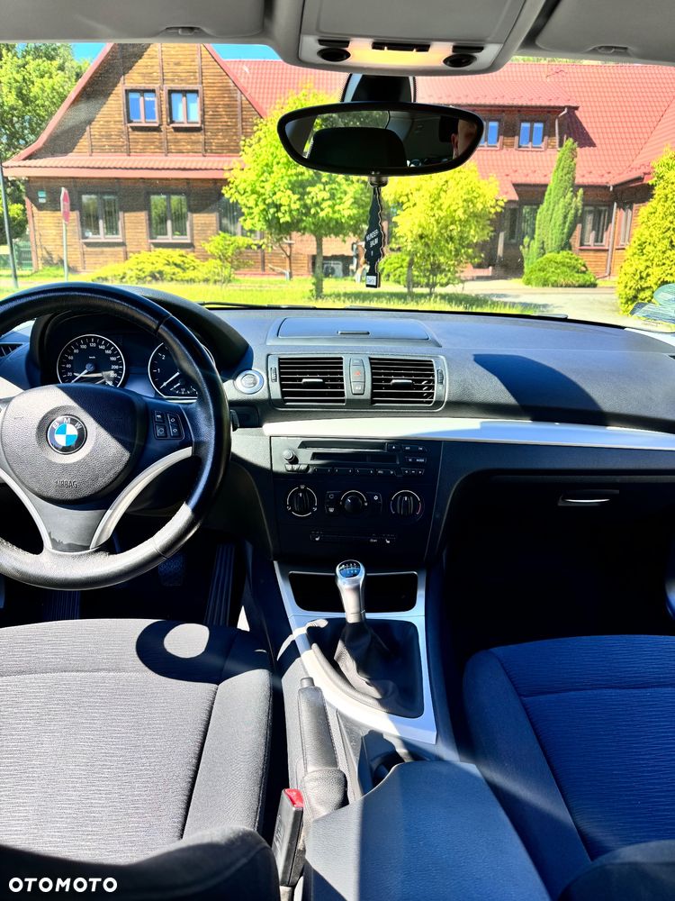 BMW Seria 1 116i - 21