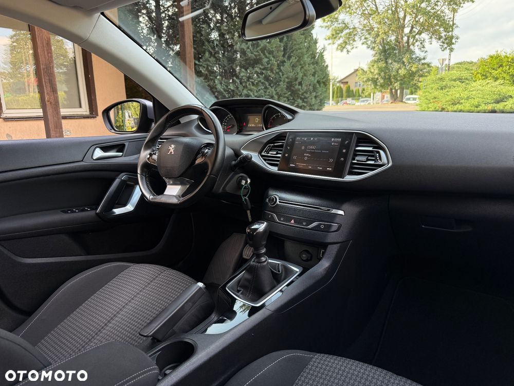 Peugeot 308 - 22