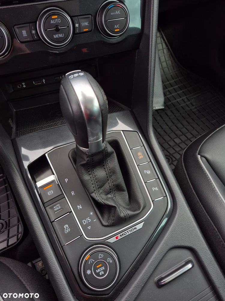 Volkswagen Tiguan 2.0 TSI BMT 4Mot Highline DSG - 24