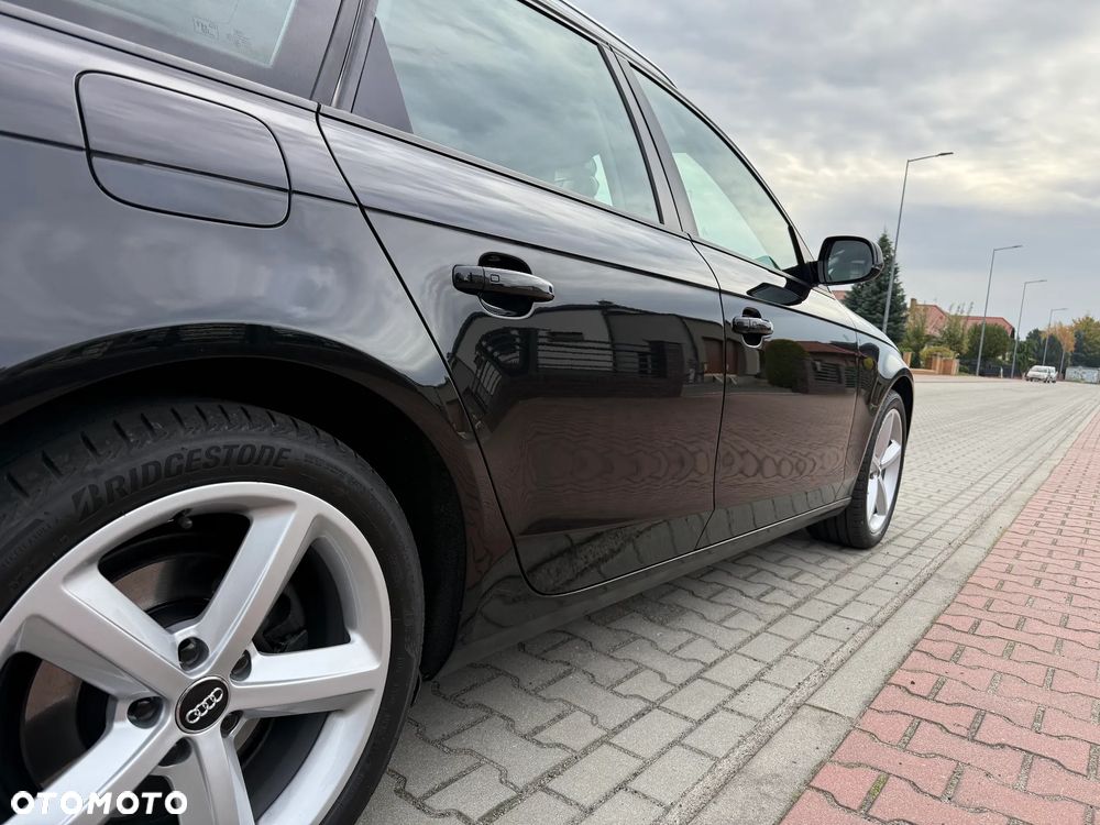 Audi A4 Avant 2.0 TDI - 16