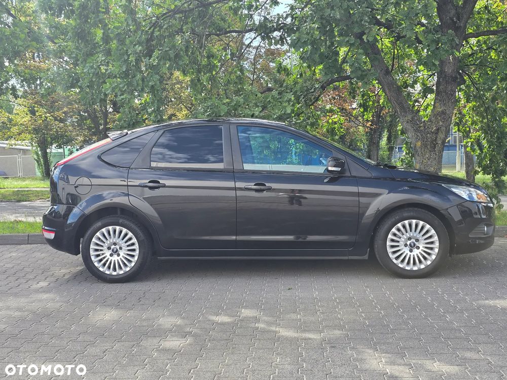 Ford Focus 2.0 TDCi DPF Titanium - 11