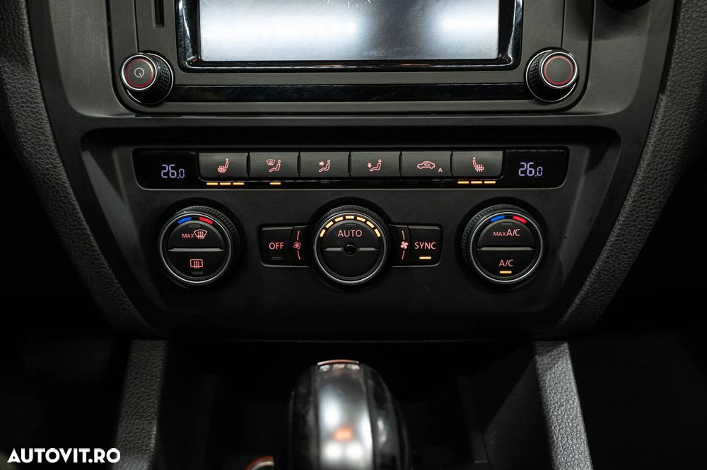 Volkswagen Jetta 2.0 TDI DSG BlueMotion Technologie - 14