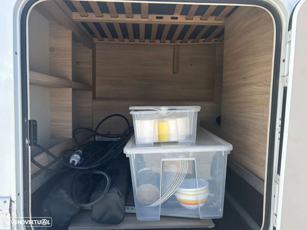 Fiat Ducato Fiat Ducato Carasuite 650 MF | 4 lugares para dormir | Semi-integrada | Totalmente equipada - 28