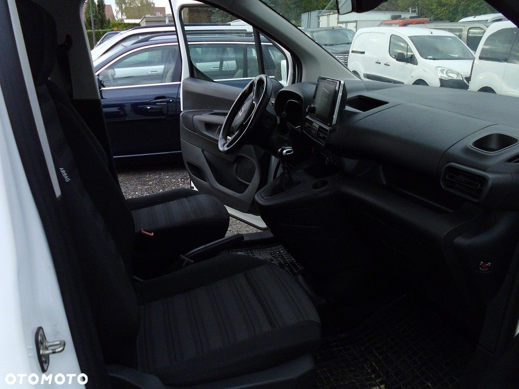Opel Combo - 19