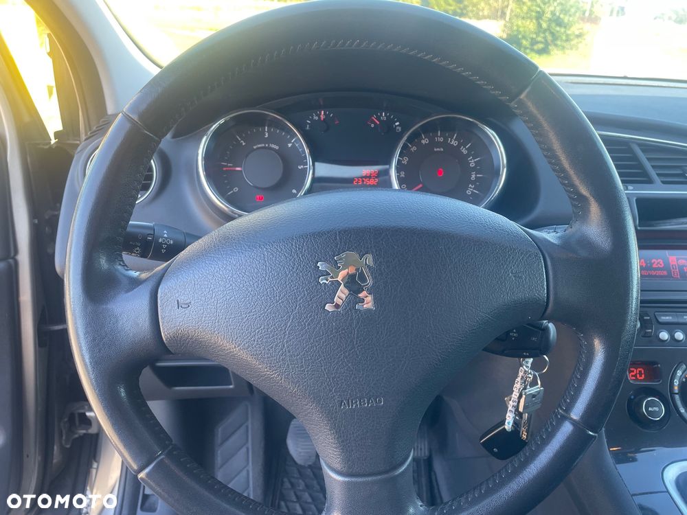 Peugeot 3008 - 8