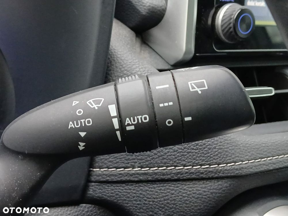 Toyota RAV4 2.5 Hybrid Black Edition by JBL 4x4 - 34