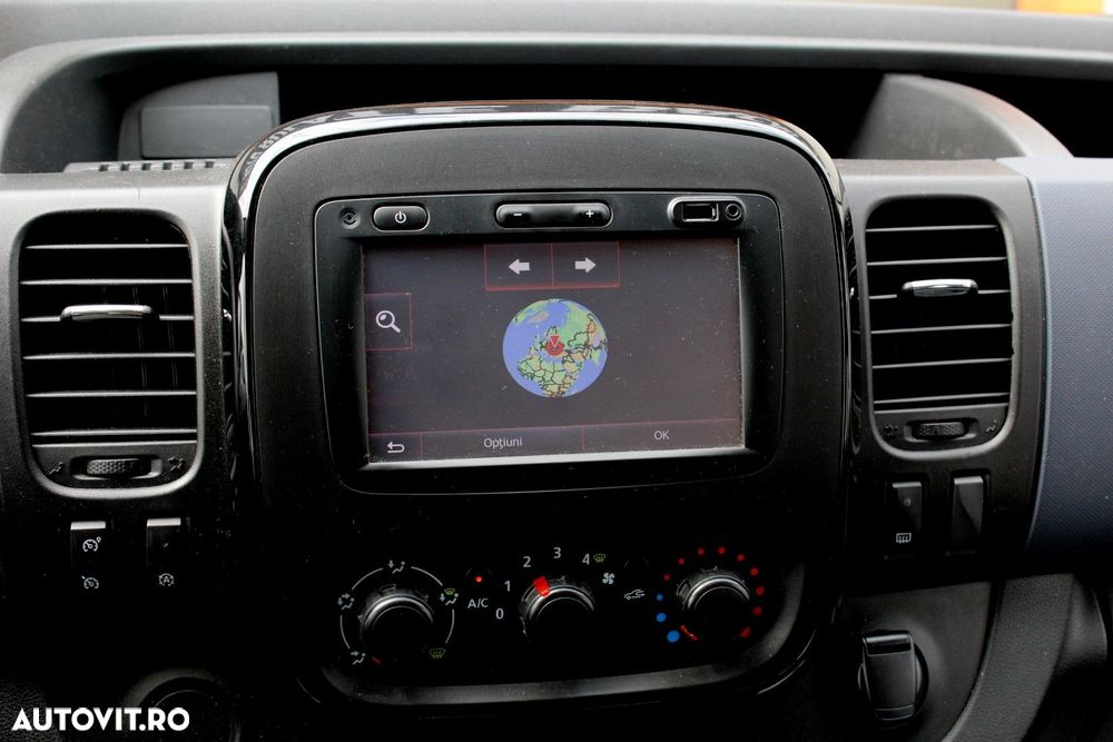 Opel Vivaro - 15