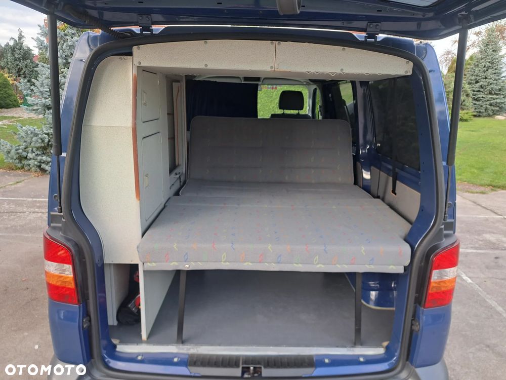 Volkswagen Transporter - 22