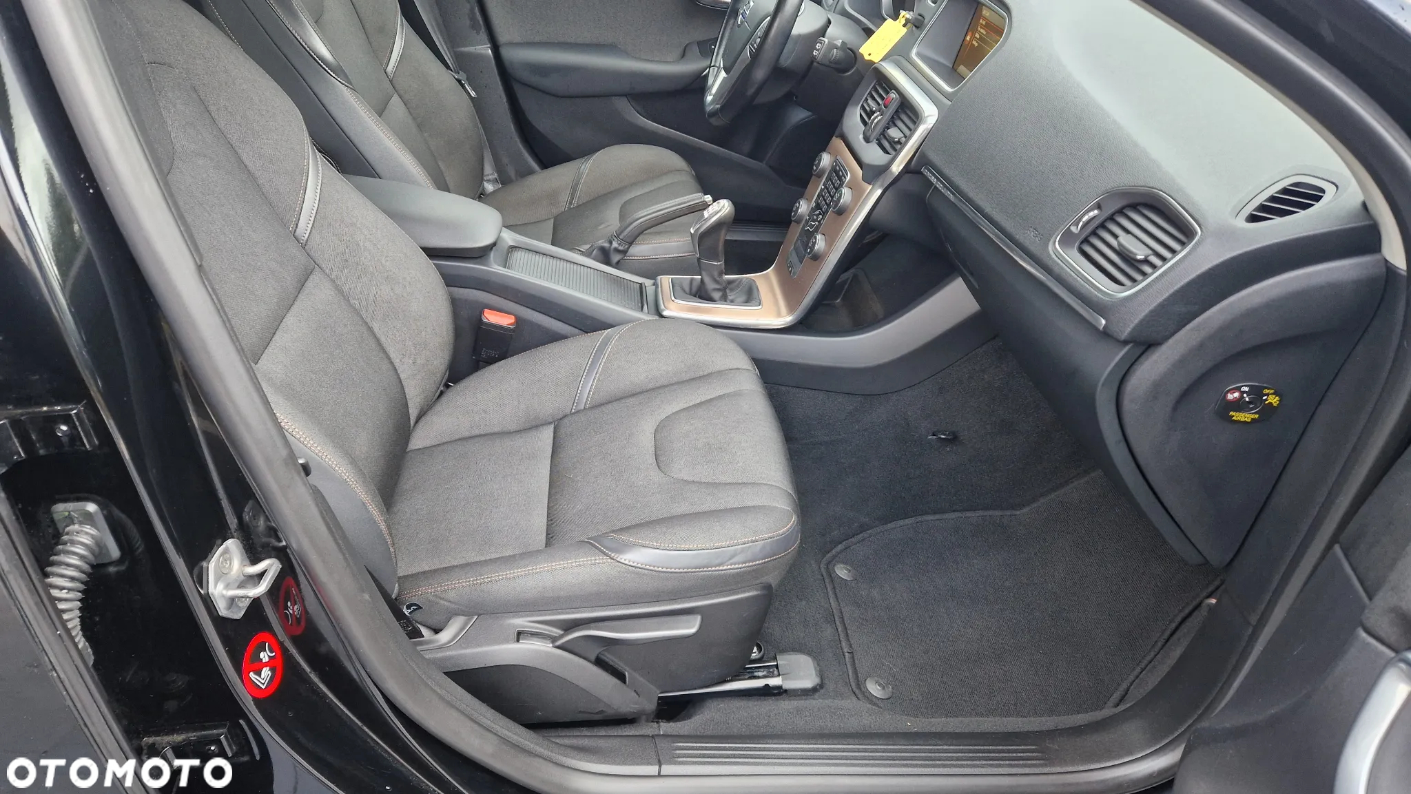 Volvo V40 - 27
