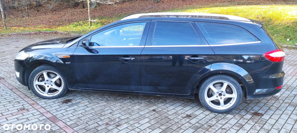 Ford Mondeo 2.5 Black Magic - 4