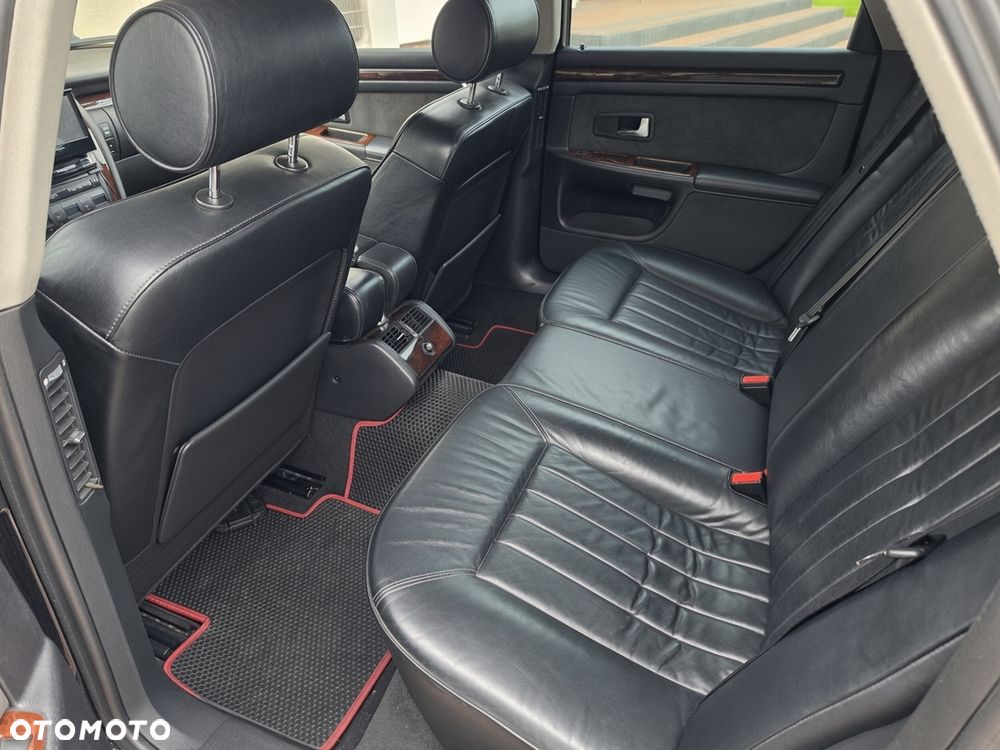 Audi A8 - 16