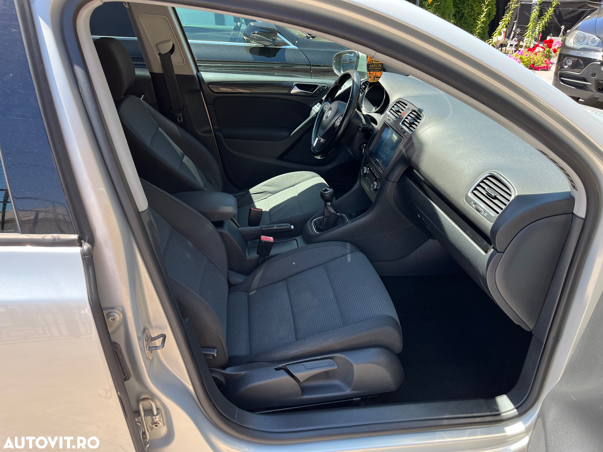 Volkswagen Golf 2.0 TDI Highline - 9