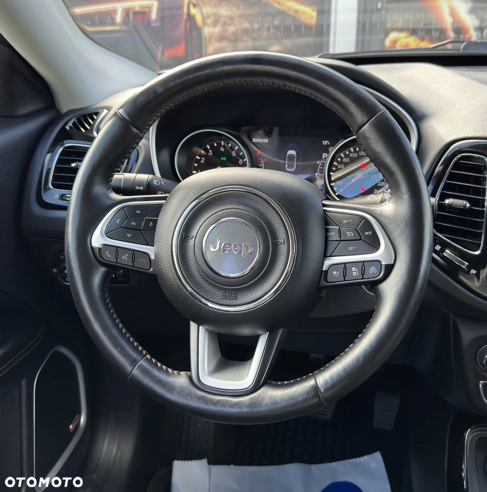 Jeep Compass 1.4 TMair Limited 4WD S&S - 33
