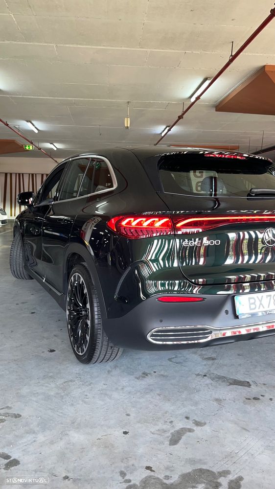 Mercedes-Benz EQE - 7