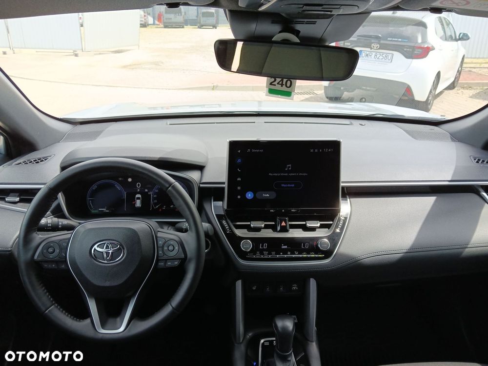 Toyota Corolla Cross - 2