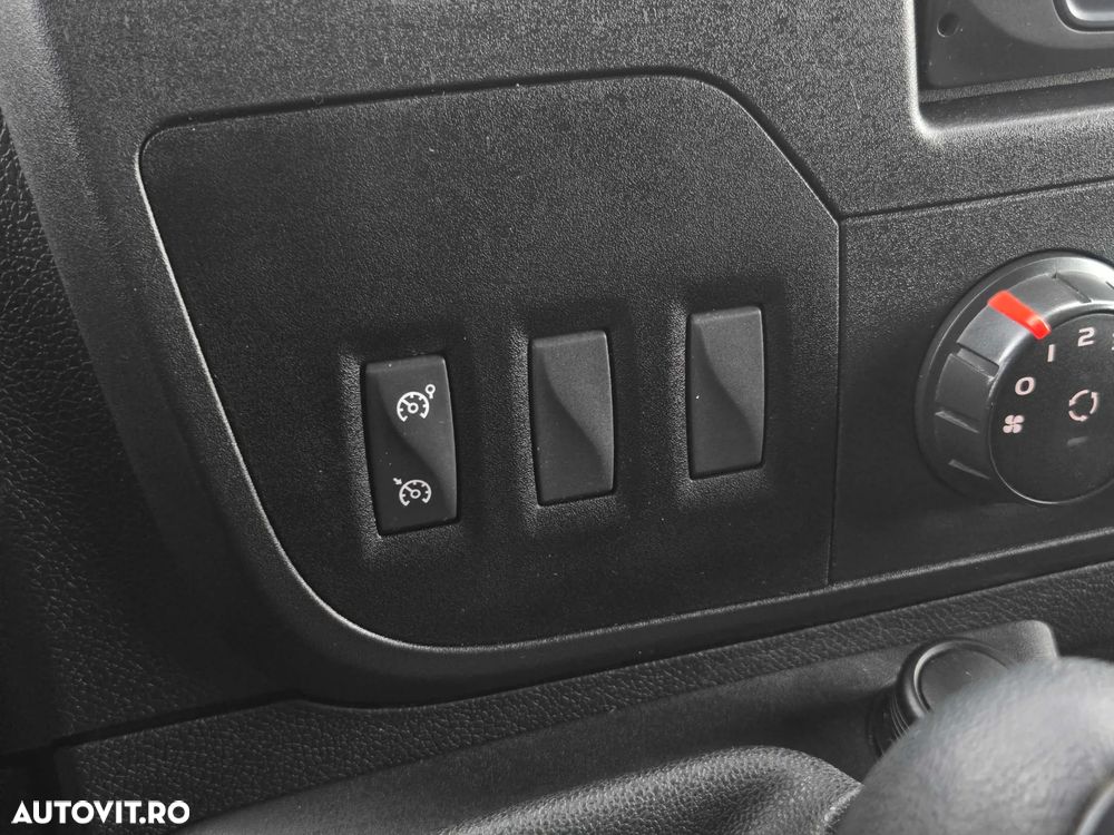 Renault Master - 17